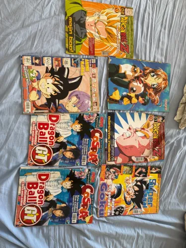 Revistas Dragon Ball)
