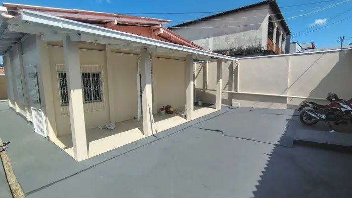 Casa no Conjunto Jardim Primavera (Pq10)