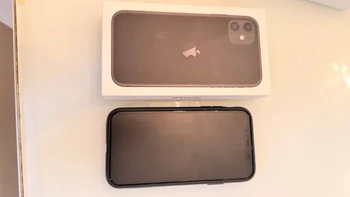 iPhone 11 Pro ótimo estado. 