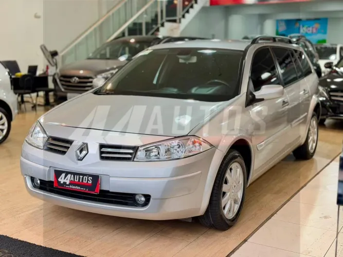 Renault Megane Grand Tour Dynam. Hi-flex 1.6 16V 2013