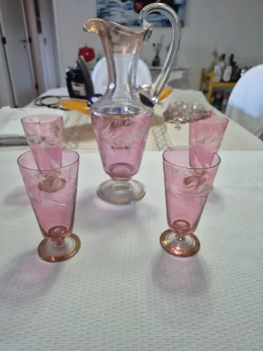 Conjunto de licor com taças antigo 