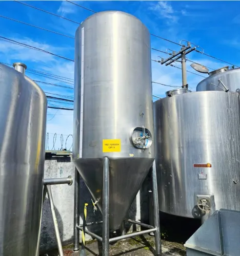 Tanques encamisados / fermentadores - 4.000 litros