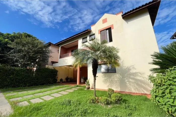 Casa no Condomínio Santa Helena
