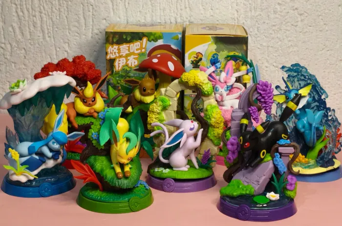 Figure pokémon Eeveelutions
