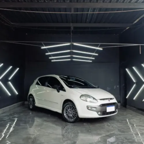 Fiat Punto Sporting 1.8 Flex 8v/16v 5P 2014