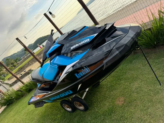 SEA DOO GTR 230 2018 - muito novo 