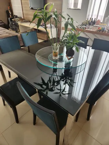 Mesa quadrada 8 lugares e  8 cadeiras