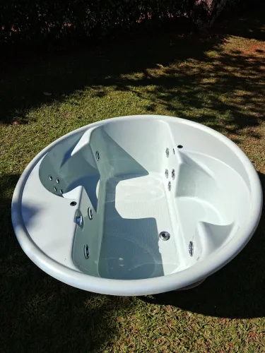 Banheira hidromassagem Multimax