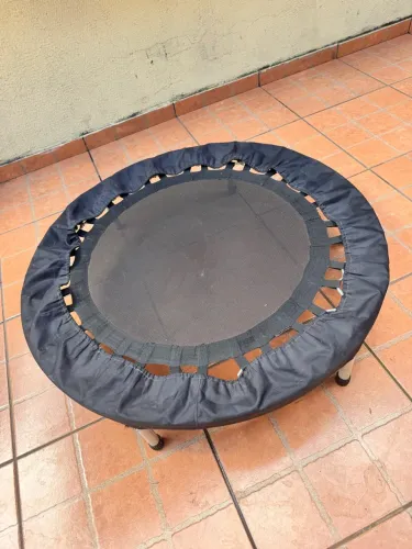 Mini trampolim