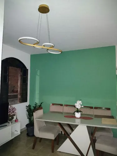 Mesa tampo de vidro com 6 cadeiras
