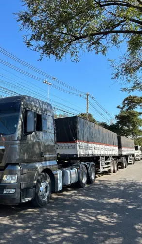 Rodotrem Guerra 25m com Dolly de 5° roda - VENDO OU TROCO