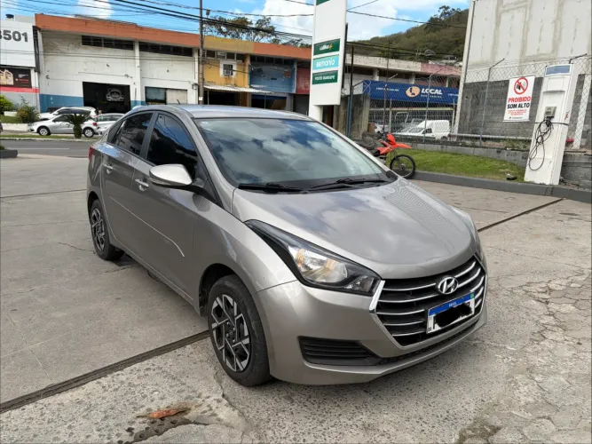 Hyundai HB20S C.style/c.plus1.6 Flex 16V Aut. 4P 2017