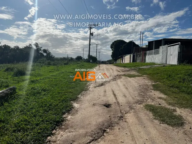 Terreno Plano com 600 m² Próximo ao Acesso da Via Lagos