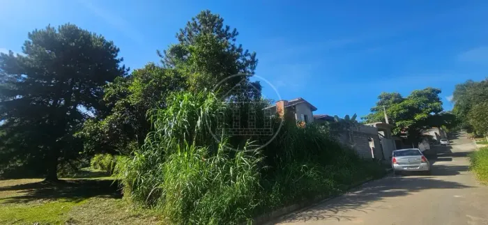 Terreno à venda no Parque do Terceiro Lago
