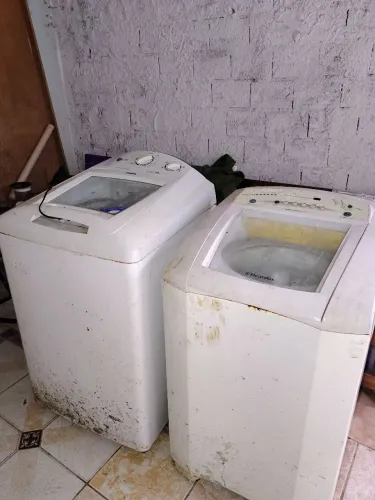 2 Maquinas de lavar manutenção necessária