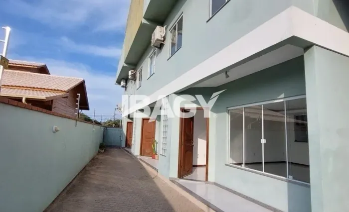 Excelente Casa em Condominio 3 dormitório(s) em Campeche - Florianópolis