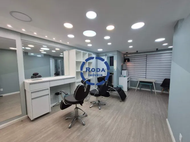 Conjunto Comercial no Bairro Vila Matias, Santos (SP)