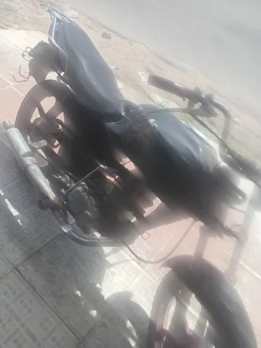 Vendo moto fan varetinha muito boa