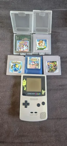 Vendo Game Boy Color Edição Especial Pokémon (LEIA)