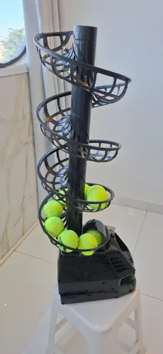 MAQUINA DE LANÇAR BOLAS