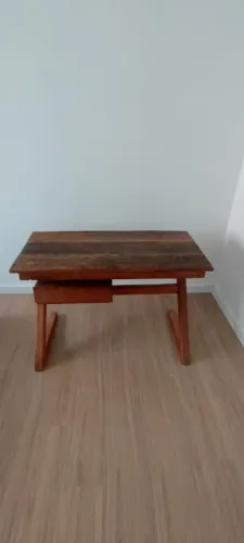 Vende-se Mesa Escrivaninha Madeira Mágica Rústica