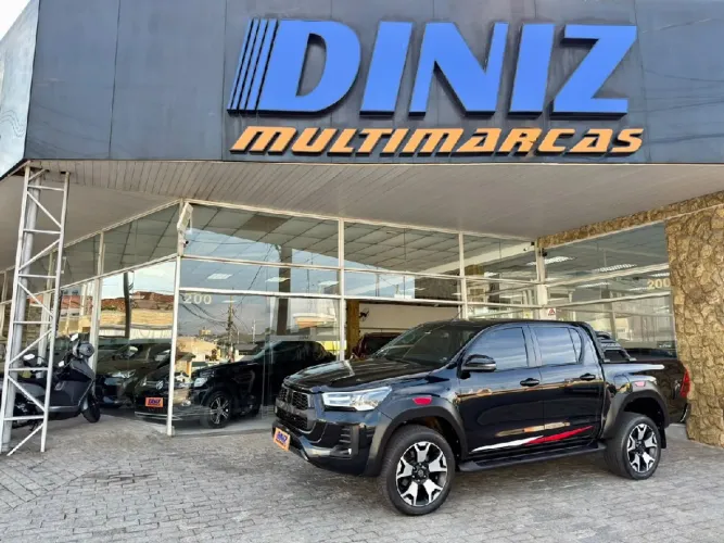 Toyota Hilux CD Gr-s 4X4 2.8 TDI Dies. Aut. 2022