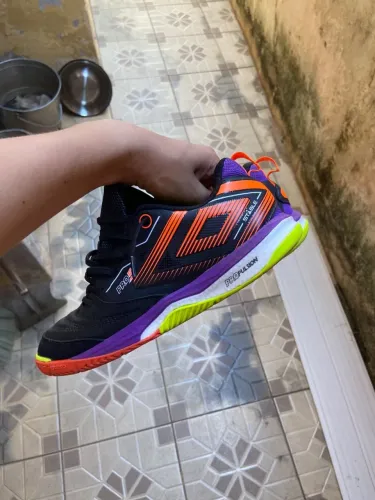 Tênis de Futsal Umbro n° 39