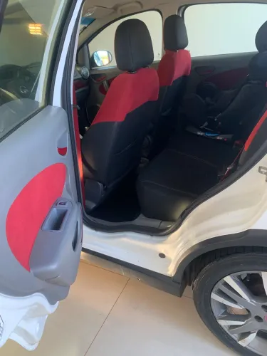 Fiat Palio Sporting Dualogic 1.6 Flex 16V 5P 2013