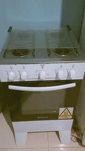 Vende se esse fogão .motivo mudança