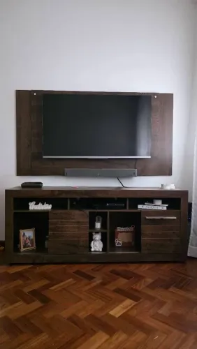 Rack com painel de tv