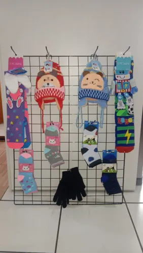 Meias e toucas infantil 