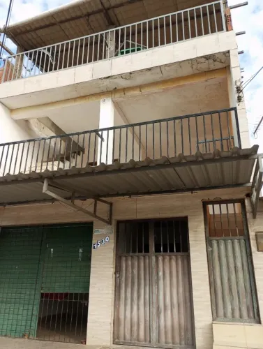 Casa a venda em Av. Gama Lins
