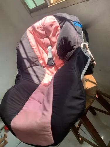 Cadeira de viagem bebê conforto