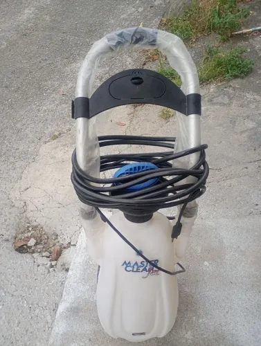 Bomba limpeza