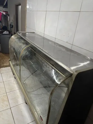 Freezer e Expositor de carne Balcão