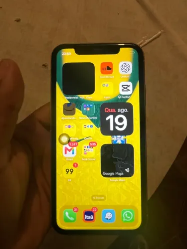 iPhone 11 Branco 64Gb