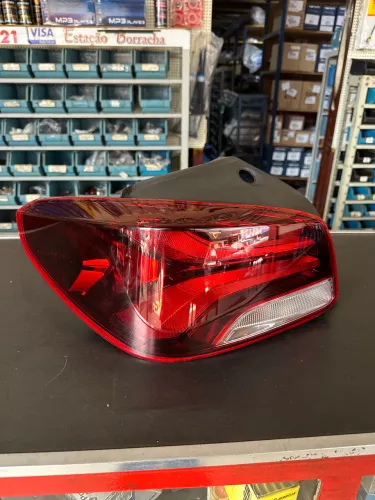 LANTERNA ORIGINAL ONIX 2020/25 HATCH S/ LED 