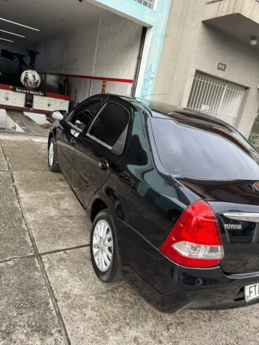 Toyota Etios XLS Sedan 1.5 Flex 16V 4P Mec. 2015