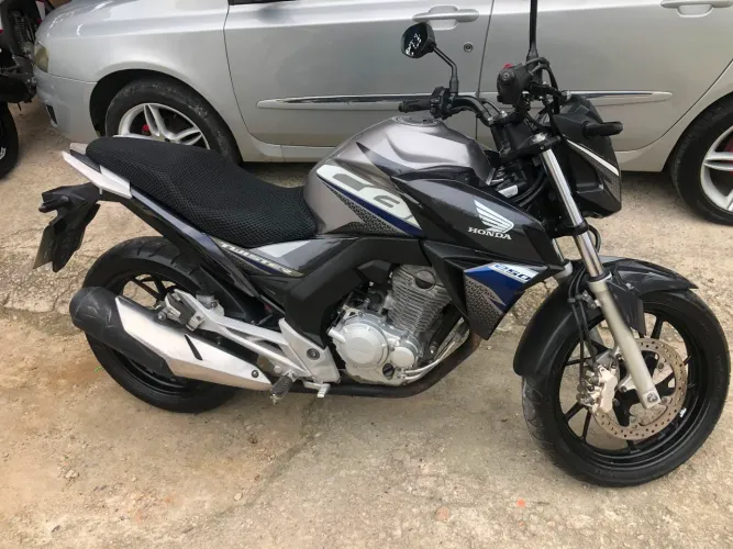 HONDA CB 250 TWISTER 2020