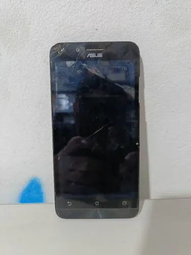 Celular antigo para pecas