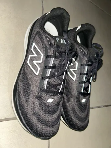 Tênis new balance 1080 original 42