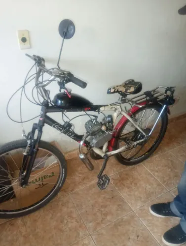 Bicicleta com motor 