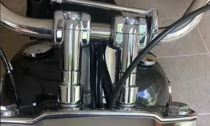 Alongador/Riser (elevação) de guidom cromado Harley Davidson Fat Boy 2013 a 2023