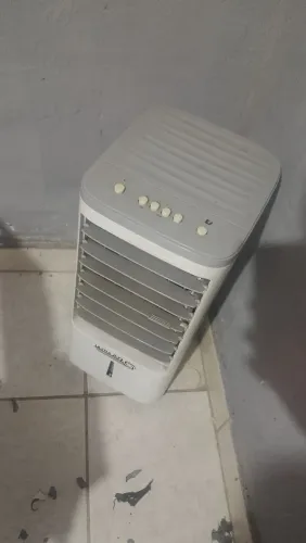 Estou vendendo um climatizador uma televisão uma geladeira um fogão 