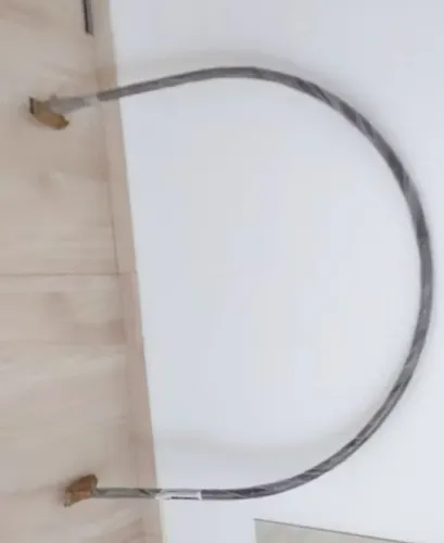 Provador de parede em arco arará