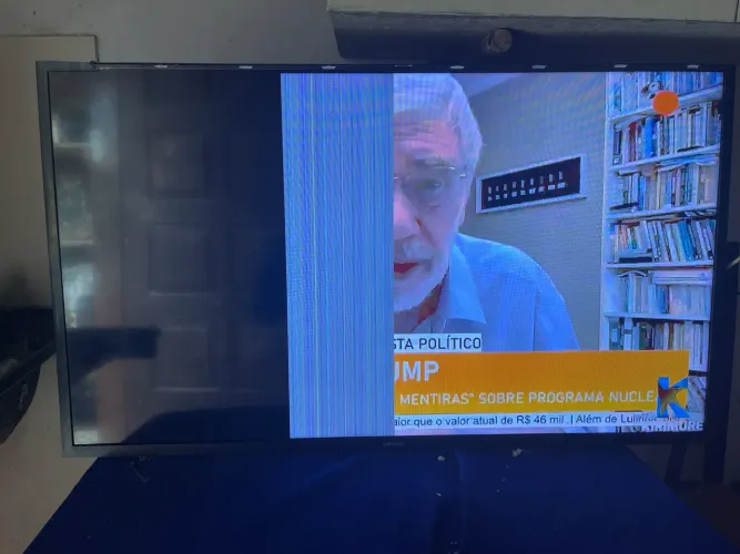 Tv Samsung 43 - Com defeito.
