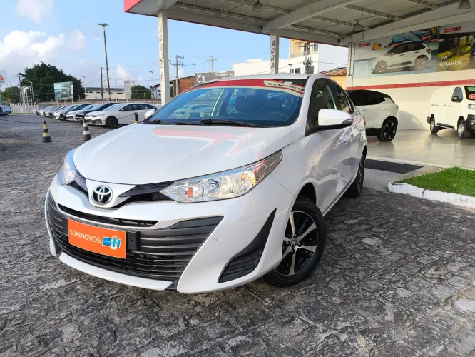 Toyota Yaris XL Live Sedan 1.5 Flex 16V 4P AUT 2021