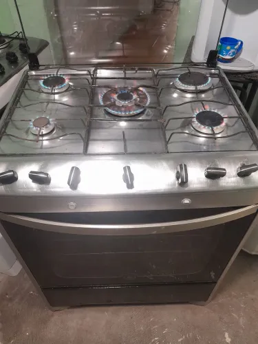 Fogão inox 5 bocas .
