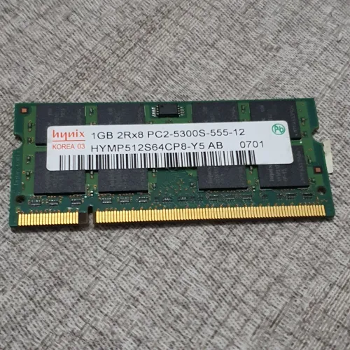 Memoria hyn? 1GB 2Rx8 PC2-5300S-555-12
