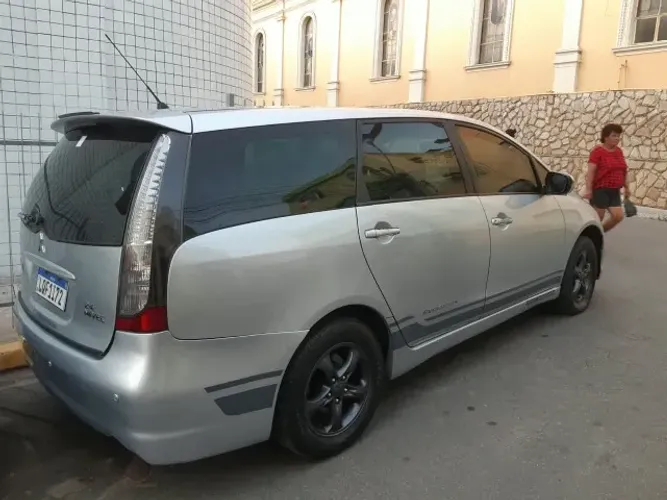 Mitsubishi Grandis 2.4 16V 163cv 5P Aut. 2007